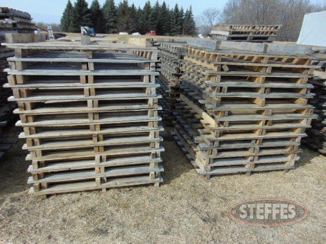 Approx. (50) 48-x48- single-sided sod pallets_1.jpg